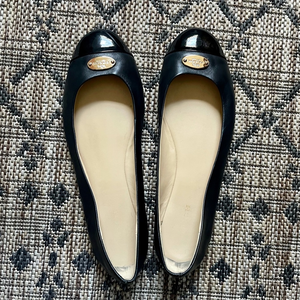 Coach flats 8.5 patent tip